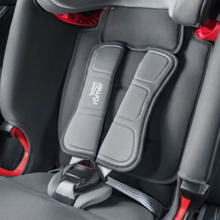 Britax Advansafix I-Size Combination Booster 5-POINT HARNESS